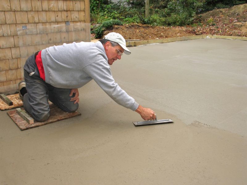 Finishing concrete surface