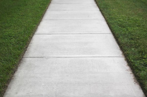 Cost of Concrete Walkway Replacement in Baytown